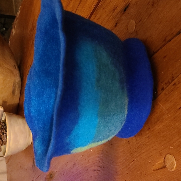 Bowl - Picture 3 of 6